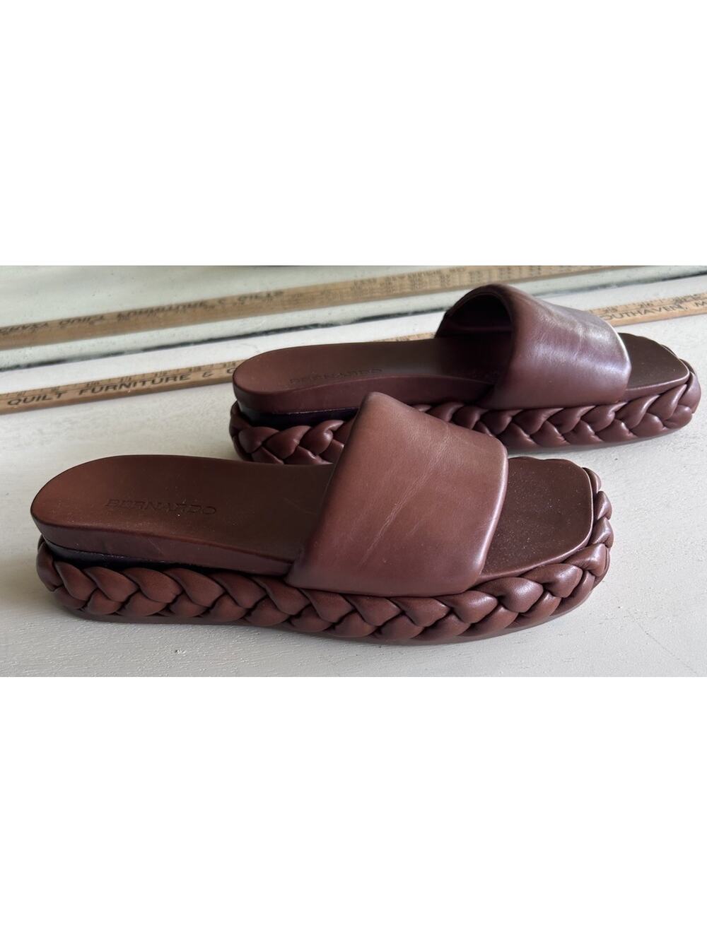 bernardo sandals 7